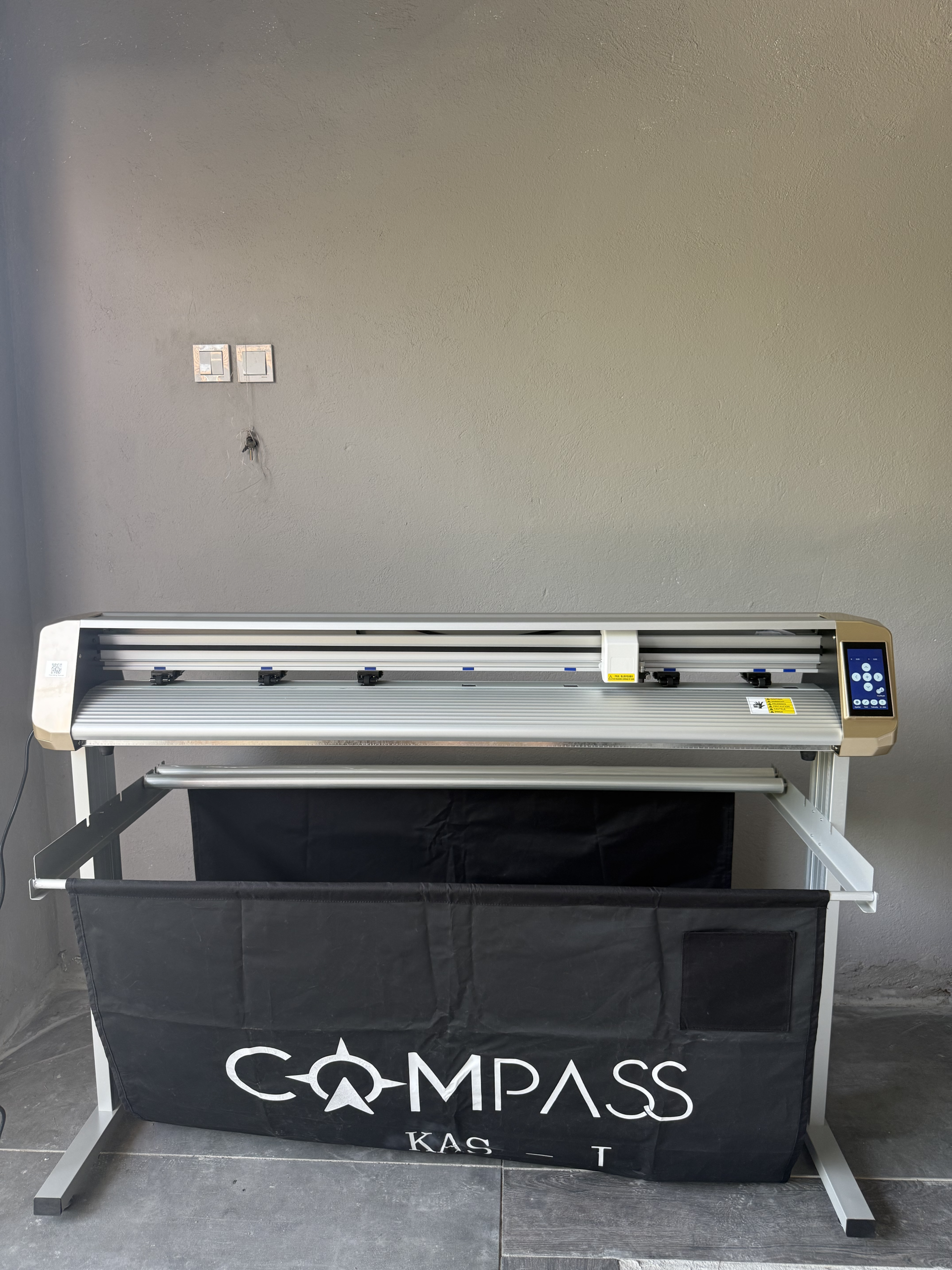 Folyo Kesim Makinesi Plotter - Kamera 135cm - Resim 3