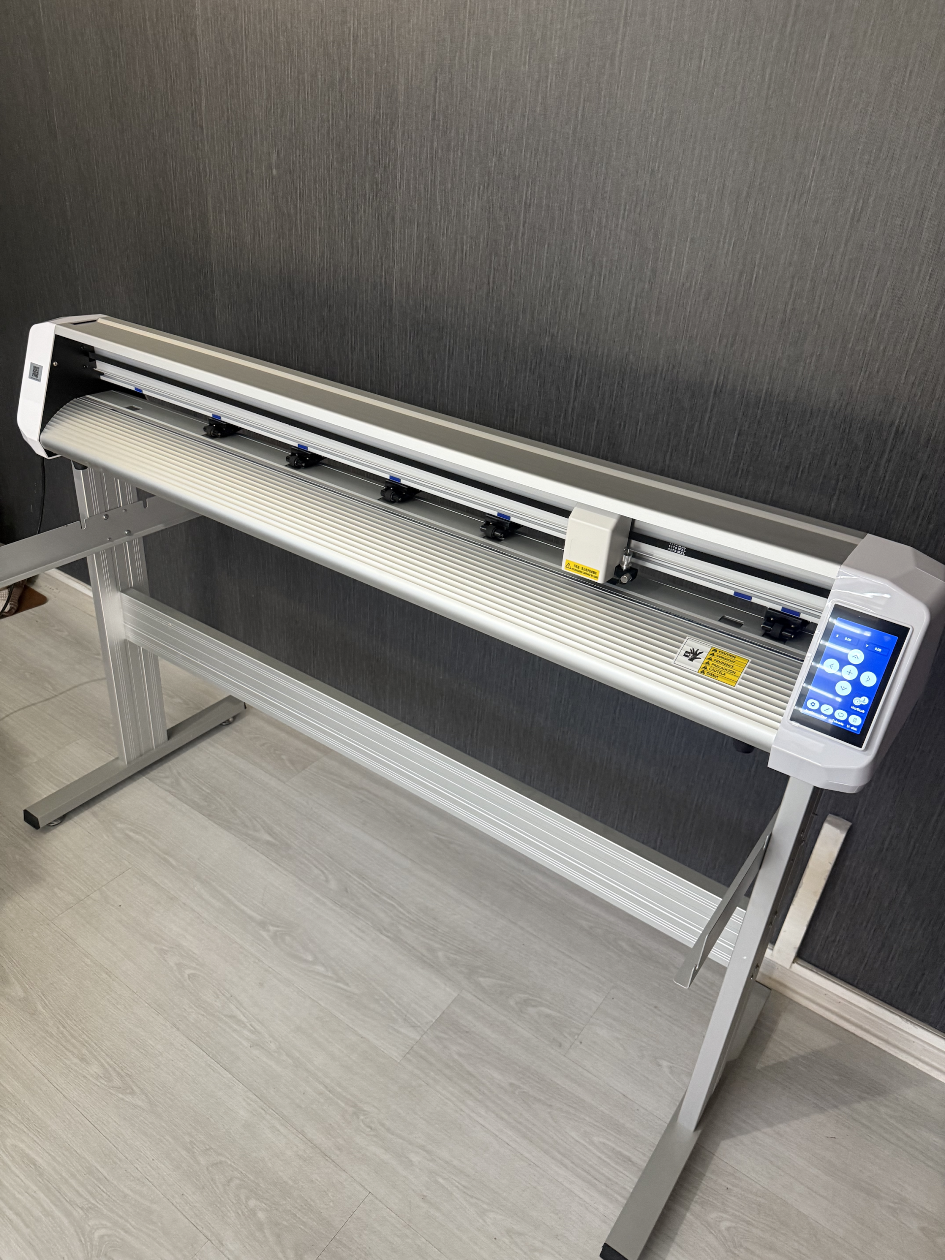 Plotter Folyo Kesim Makinesi Kameralı - 135Cm Net Kesim Alanı - Görsel 15